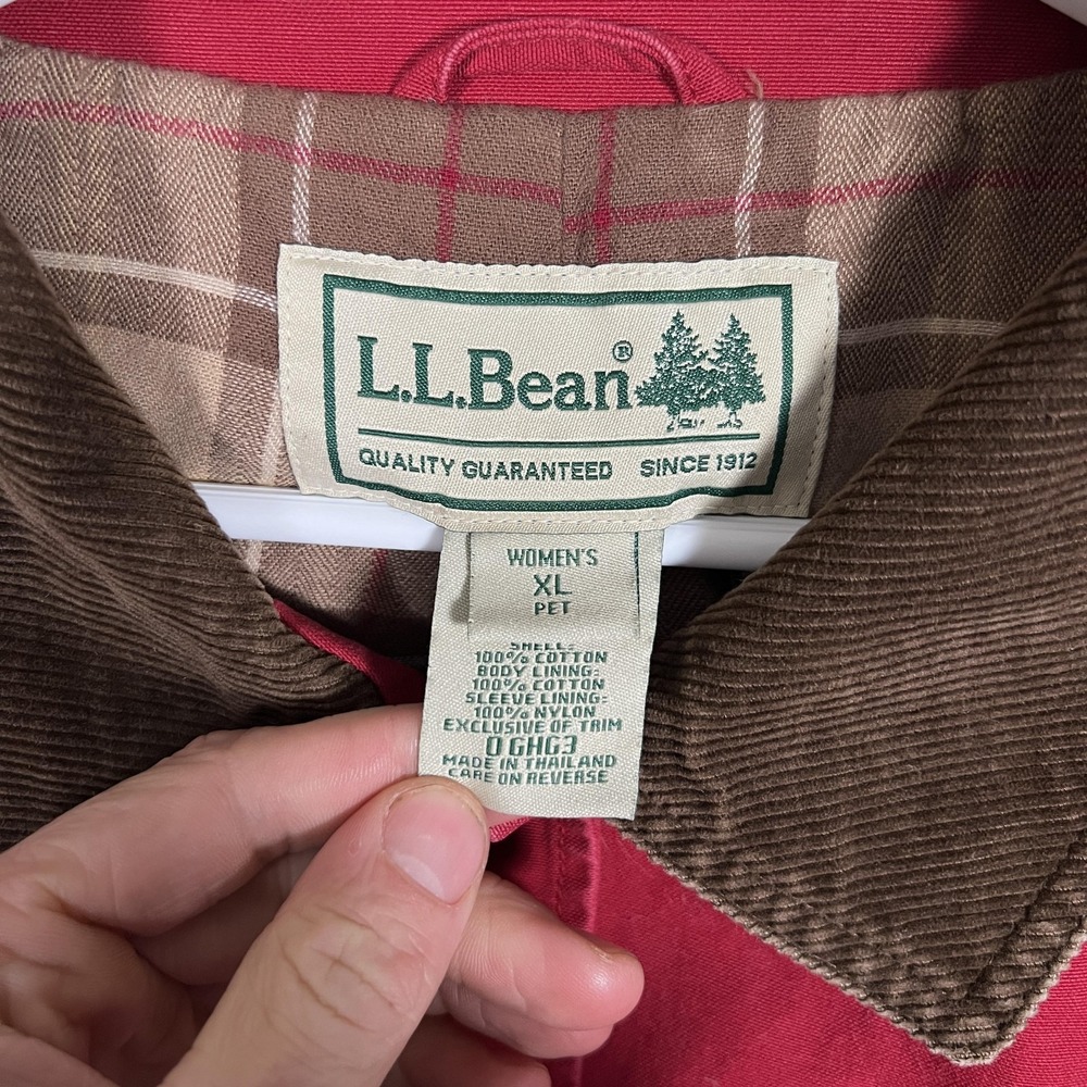 L.L.Bean Jacket Womens XL‎ Petite Red Canvas Corduroy Collar Lined Chore Coat - Picture 2 of 6